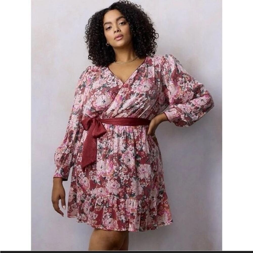 NWT Laura Conrad Sequin Wrap Tie Belt Mini Dress 1X